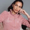 40322_16-fall-winter-2024